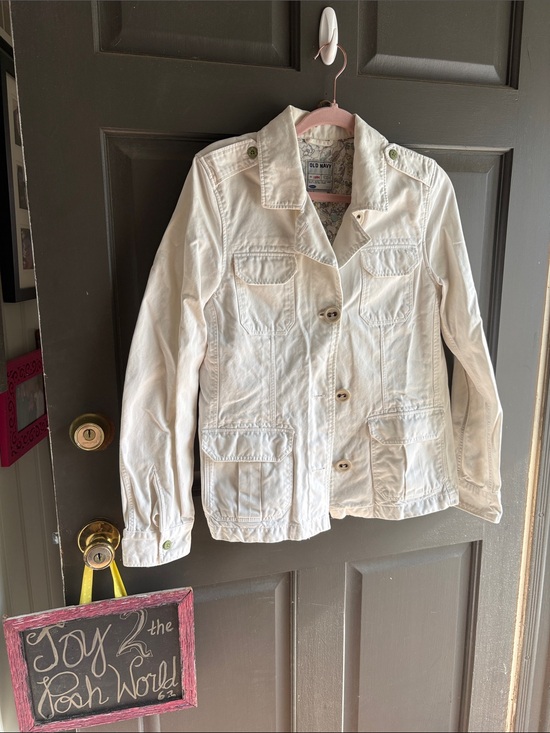 Old Navy Jackets & Blazers - Old Navy Women's White Button-Front Utility Jacket